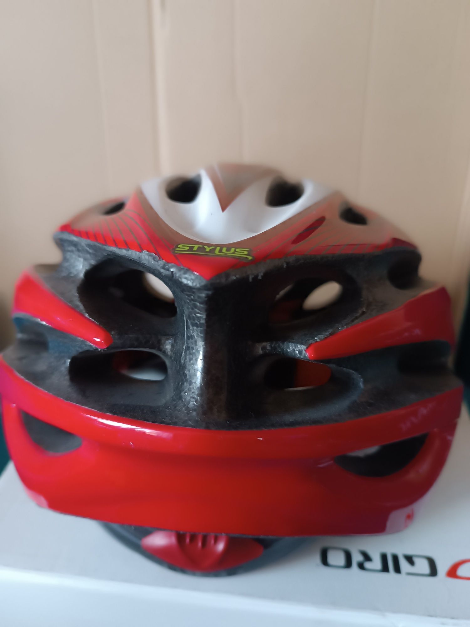 Kask szosowy Giro Stylus rozm.M