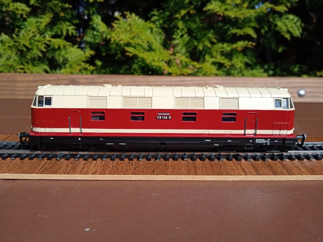 Kolejka TT - lokomotywa BR118 Piko, BTTB, Zeuke.