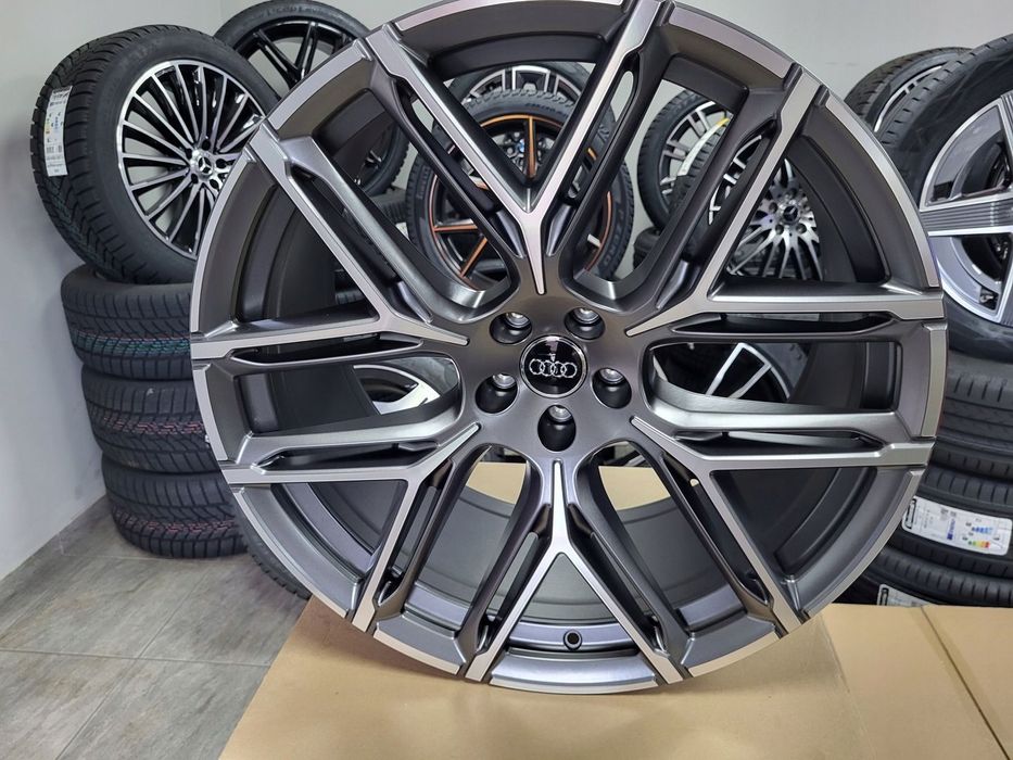23&quot; Audi Q8 SQ8 RSQ8 Oryginał Oryginalne 4M8601025BJ