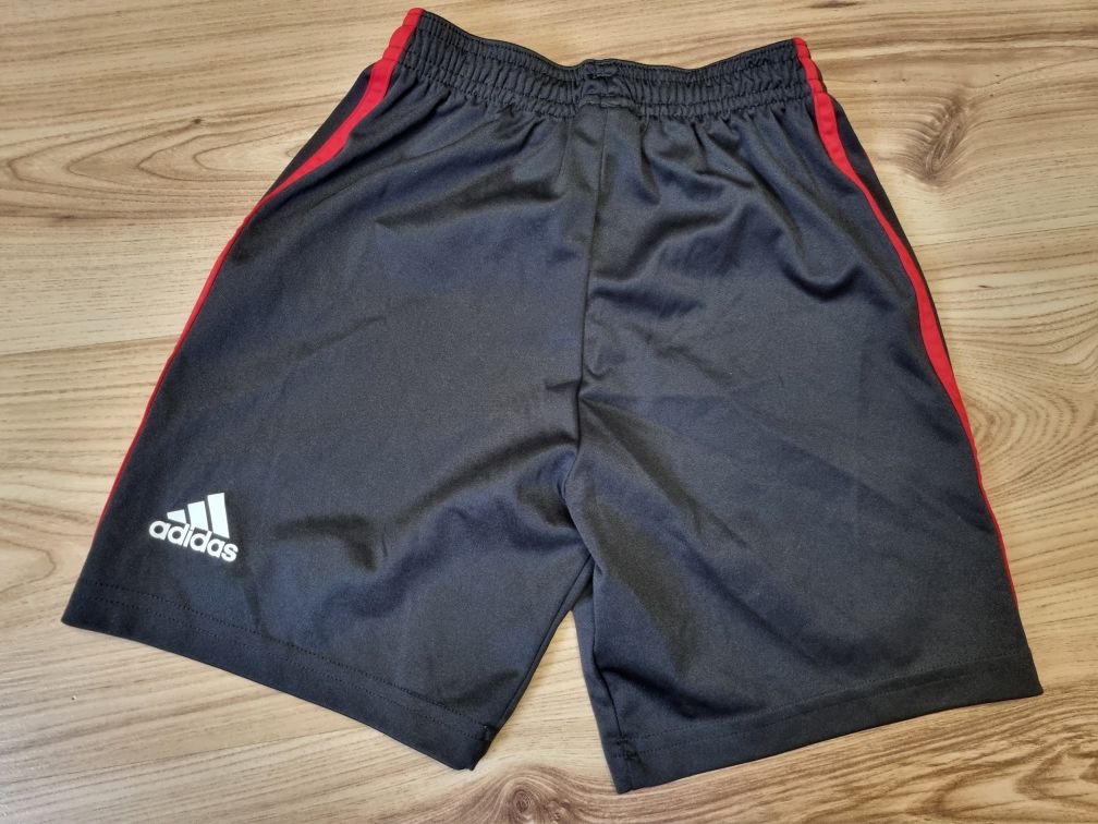 Spodenki Adidas 5-6lat 116cm