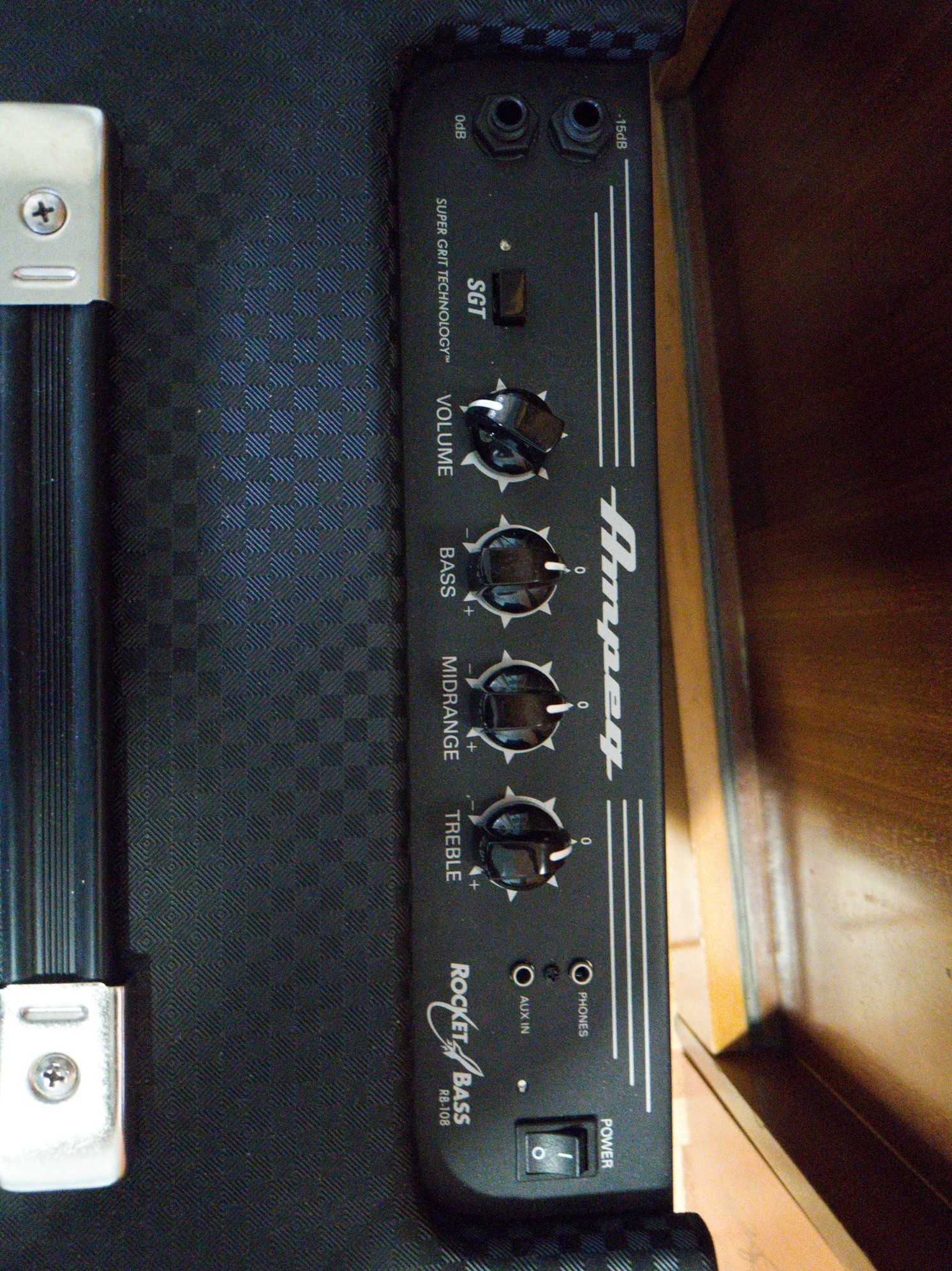 Baixo Jackson JS2 Spectra MB + Amp Ampeg RB-108