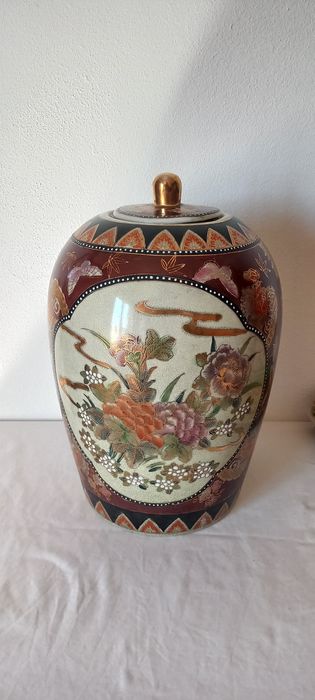 Pote em Porcelana Chinesa