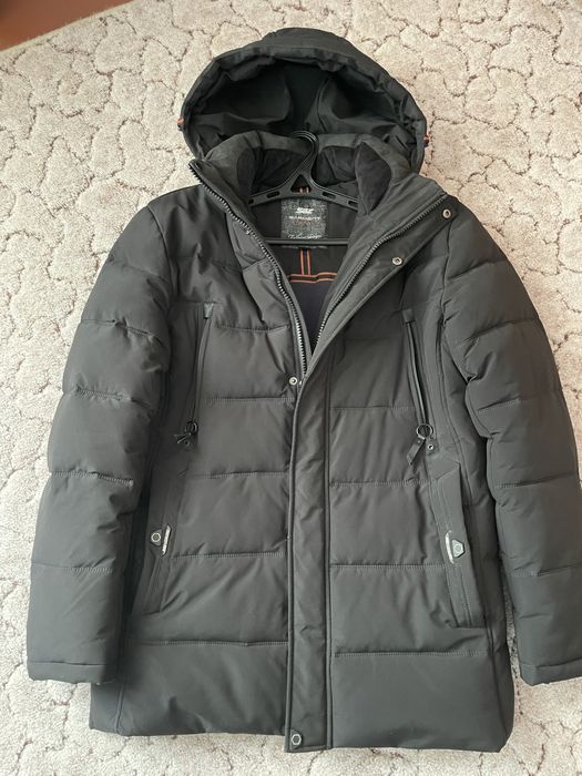Зимова чоловіча куртка