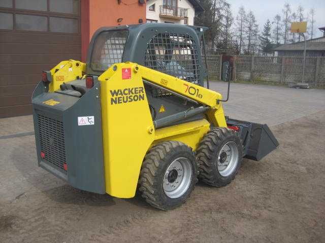 Mini Ładowarka WACKER NEUSON 701S z 2014r.