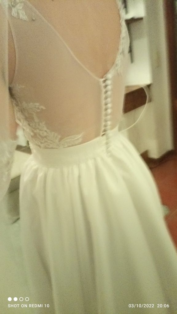 Vestido de noiva, véu incluído. Único. Confeccionado para venda. Único