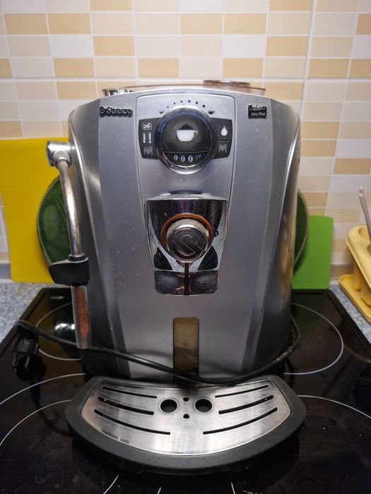 Кавоварка SAECO Talea Giro Plus