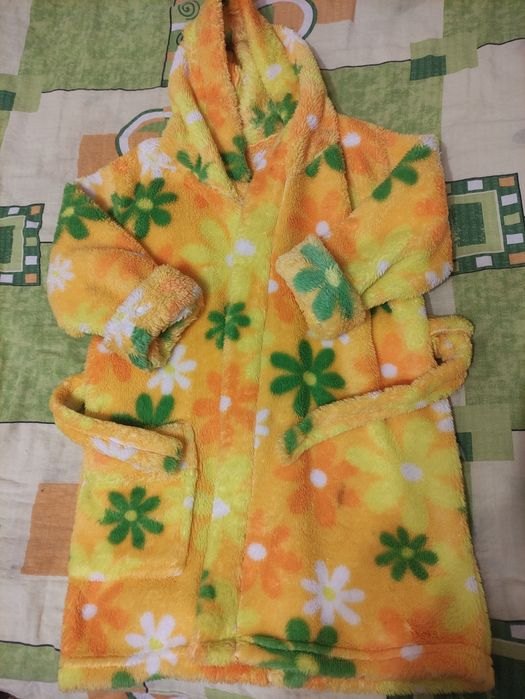 Халат махровий для дівчинки