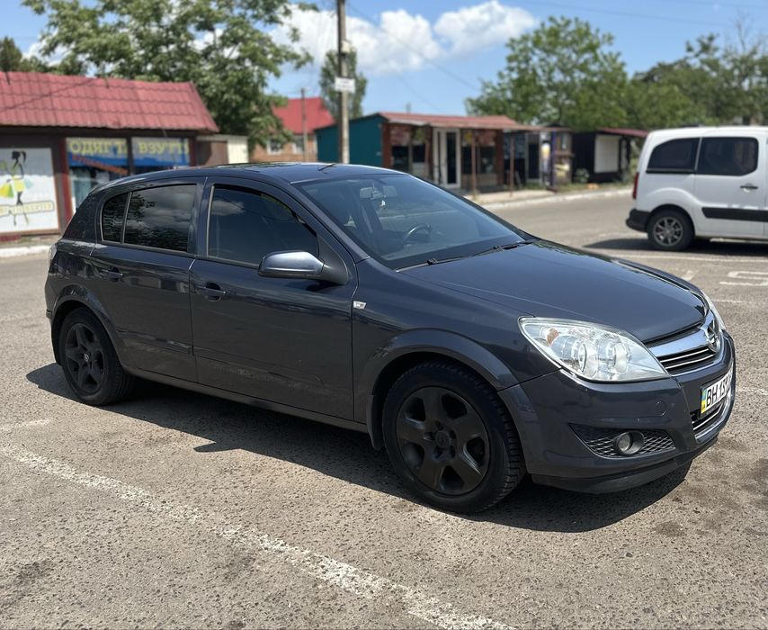 Продам Opel astra h 1.6 бенз