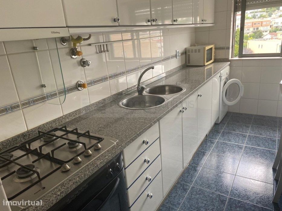 Apartamento T1 para Arrendamento em Nogueiró, Braga