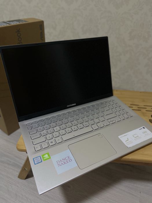 Ноутбук Asus vivobook