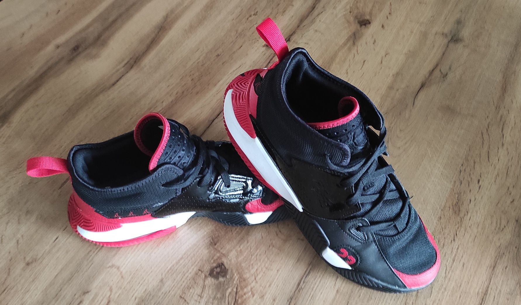 Buty Nike AIR JORDAN STAY LOYAL 2 , r 42