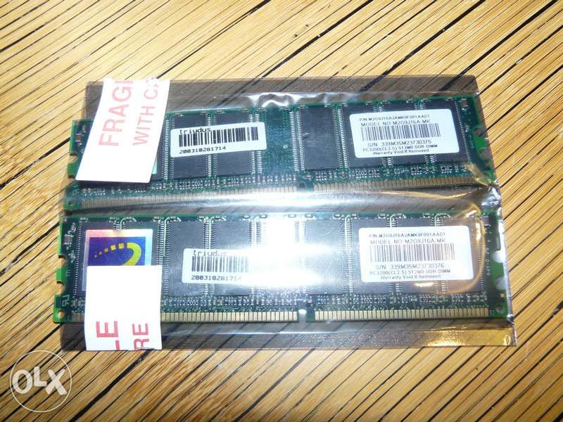 2 Memórias triudus (2x512mb) Pc 3200