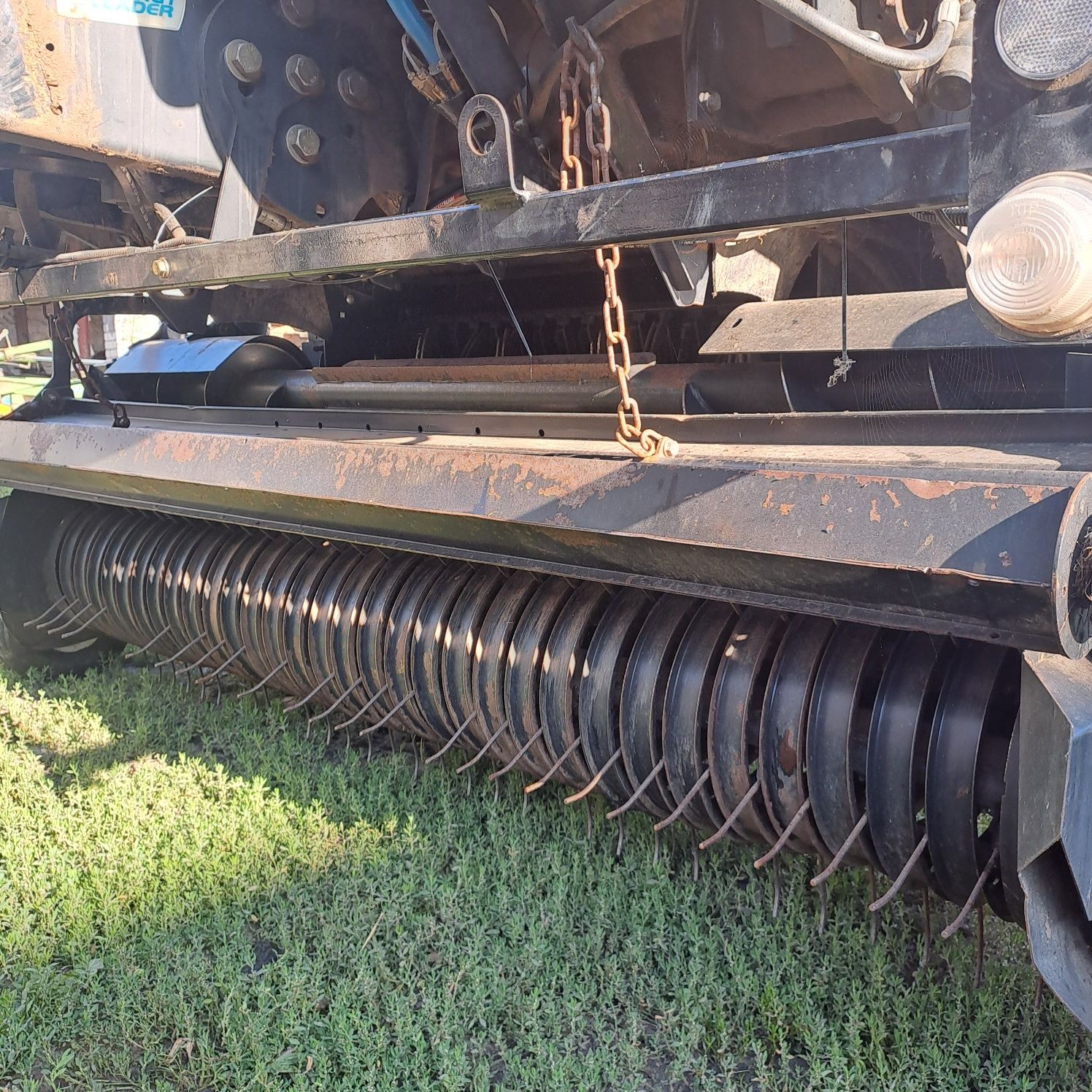 Prasa New Holland 180 Cropcutter