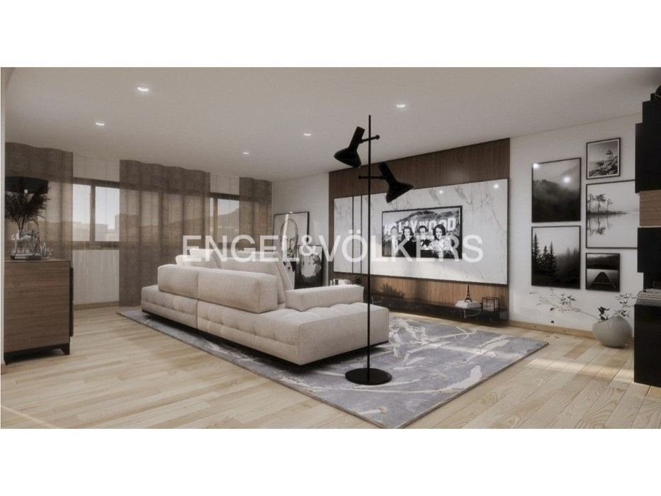 Moradia T3 com Terraços e Garagem no Montijo