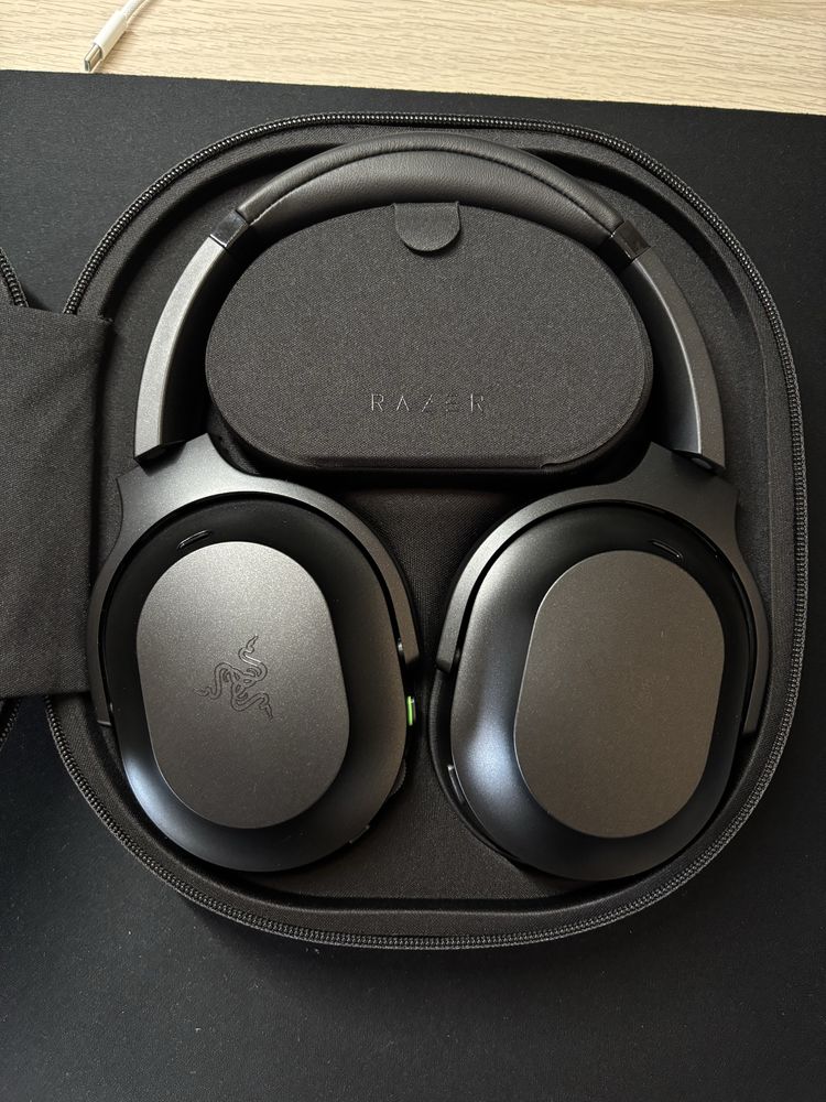 Headphones Razer Barracuda Pro