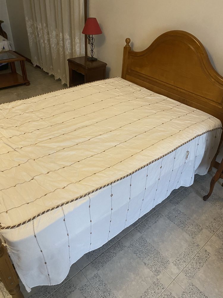 cama grande de casal