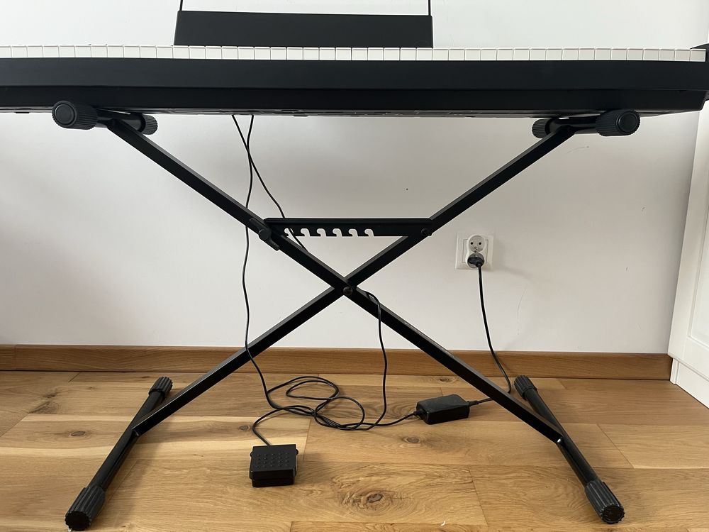 Keyboard Casio CDP-S100 ze statywem Athletic