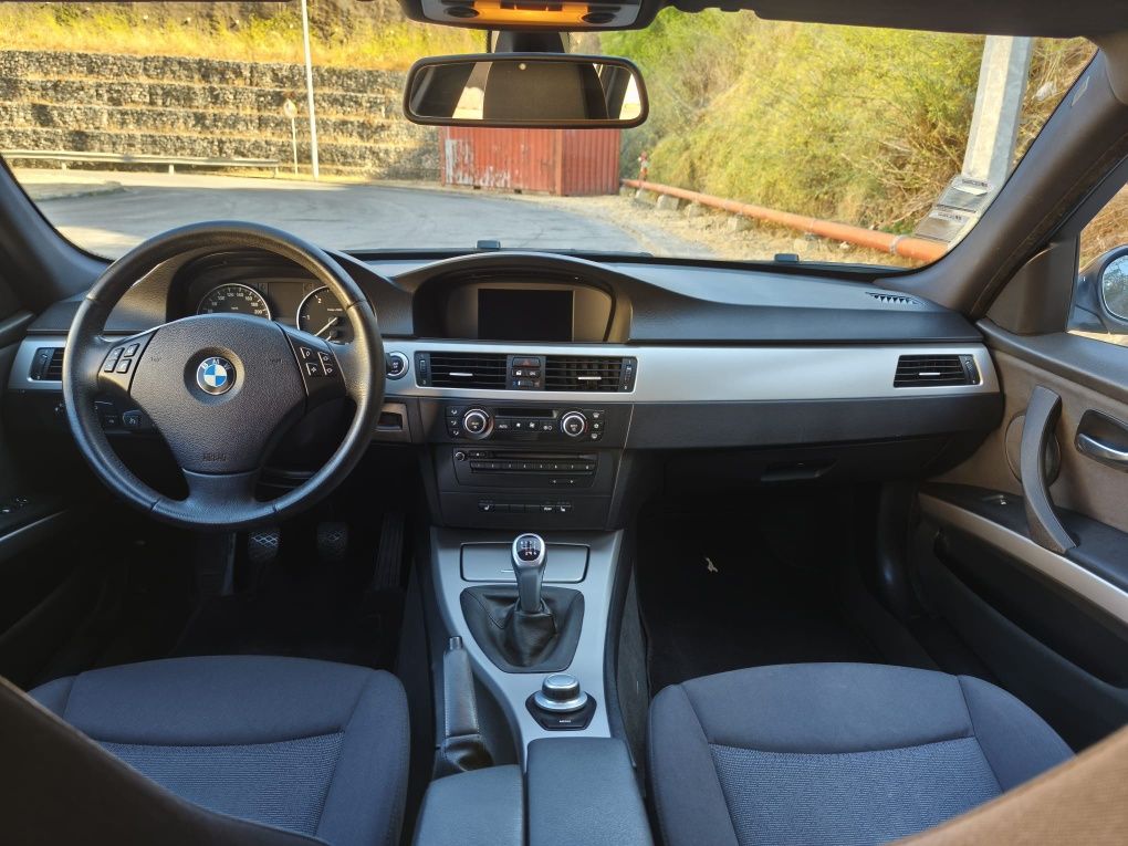 BMW 320D com 285 Mil Km's