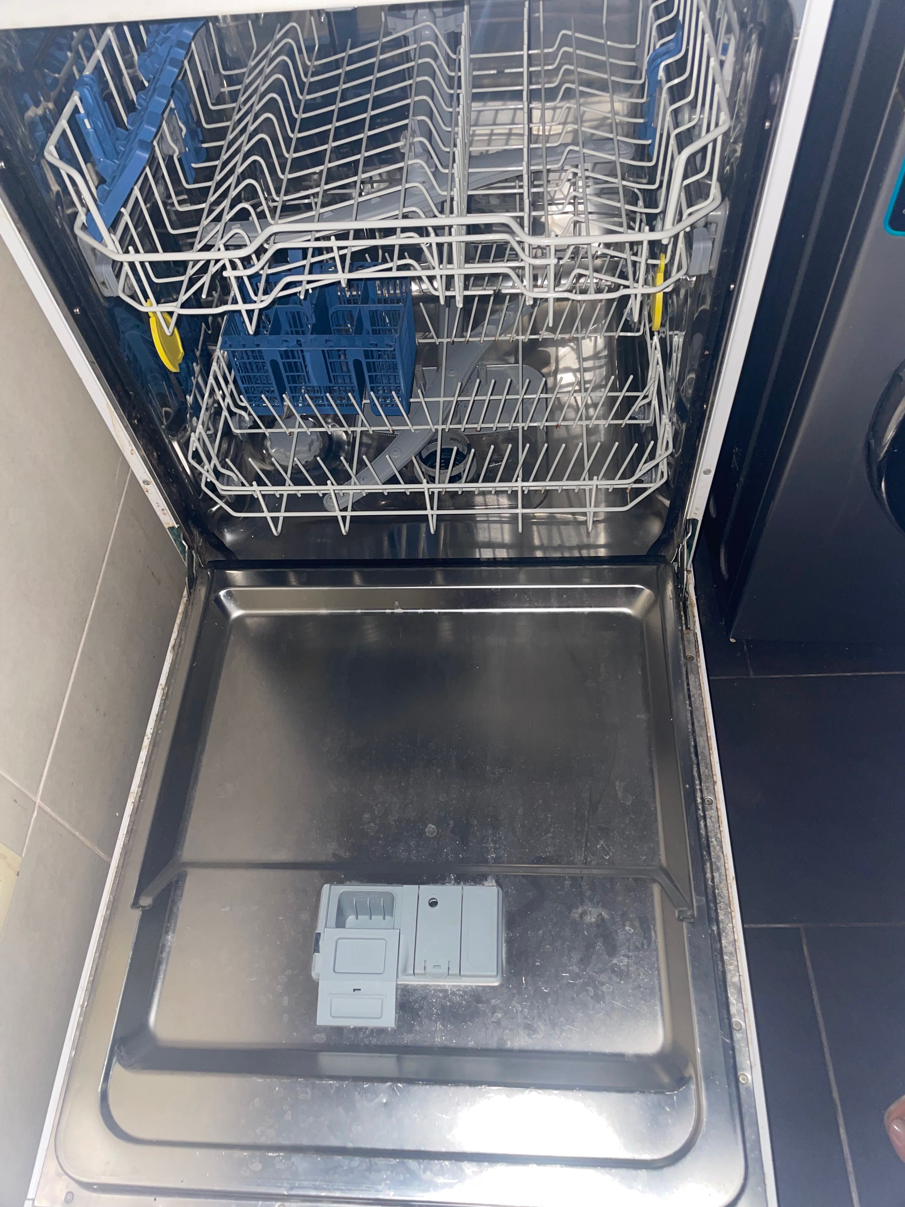 Máquina lavar loiça INDESIT