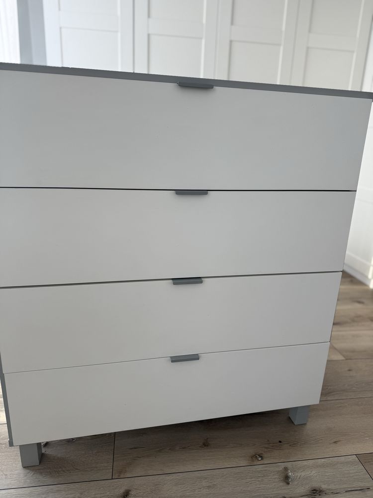 Komoda Simple Vox