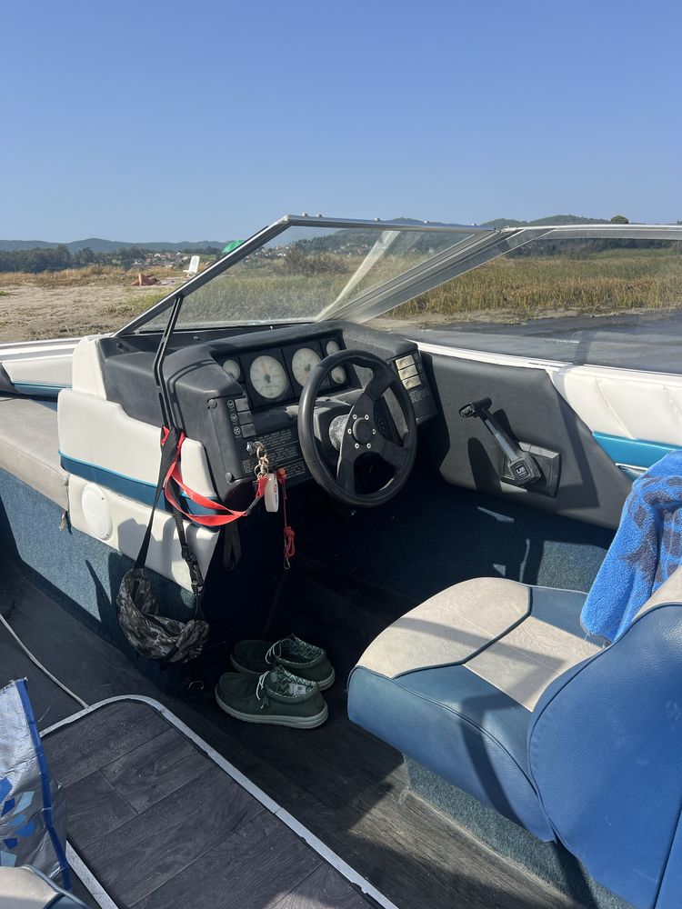 Bayliner capri 4.3 2050(6,05 comprimento)