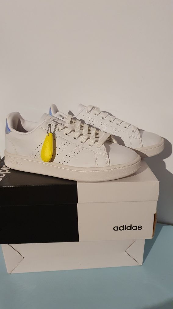 Buty damskie sportowe Adidas Advantage Rozmiar 40
