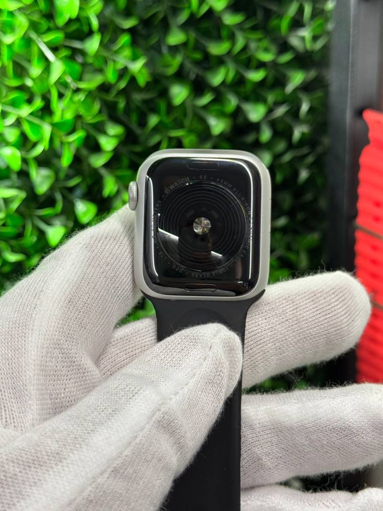 Apple Watch SE40 Silver Магазин, Гарантія, Вибір