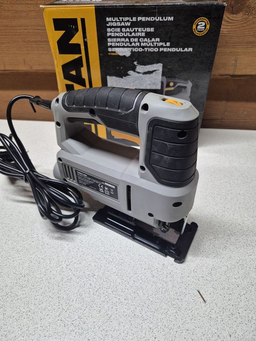 Wyrzynarka Sieciowa 600W