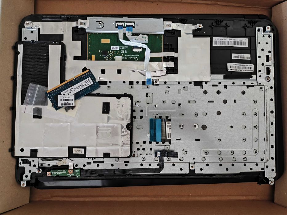 HP 15-d053sr F7R72EA по частям