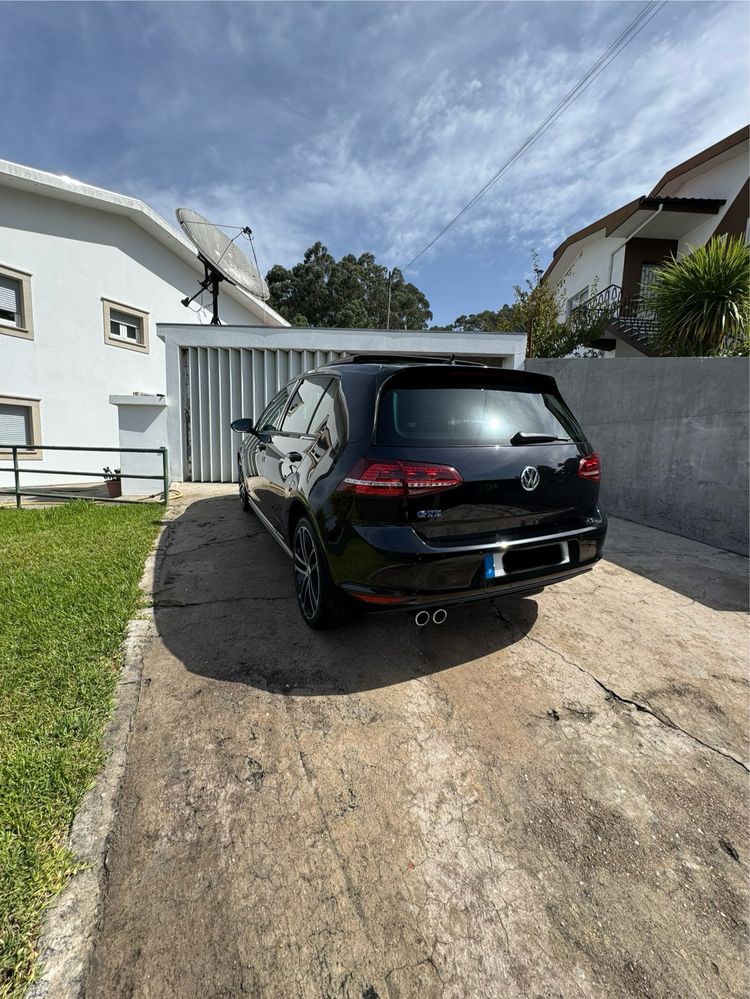 Vendo vw Golf GTE 2015 , leia descrição