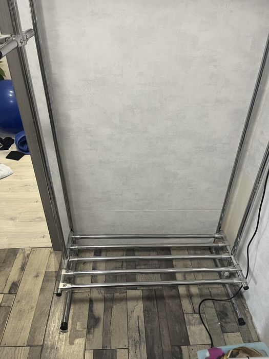 Стойка для одежды, шкаф