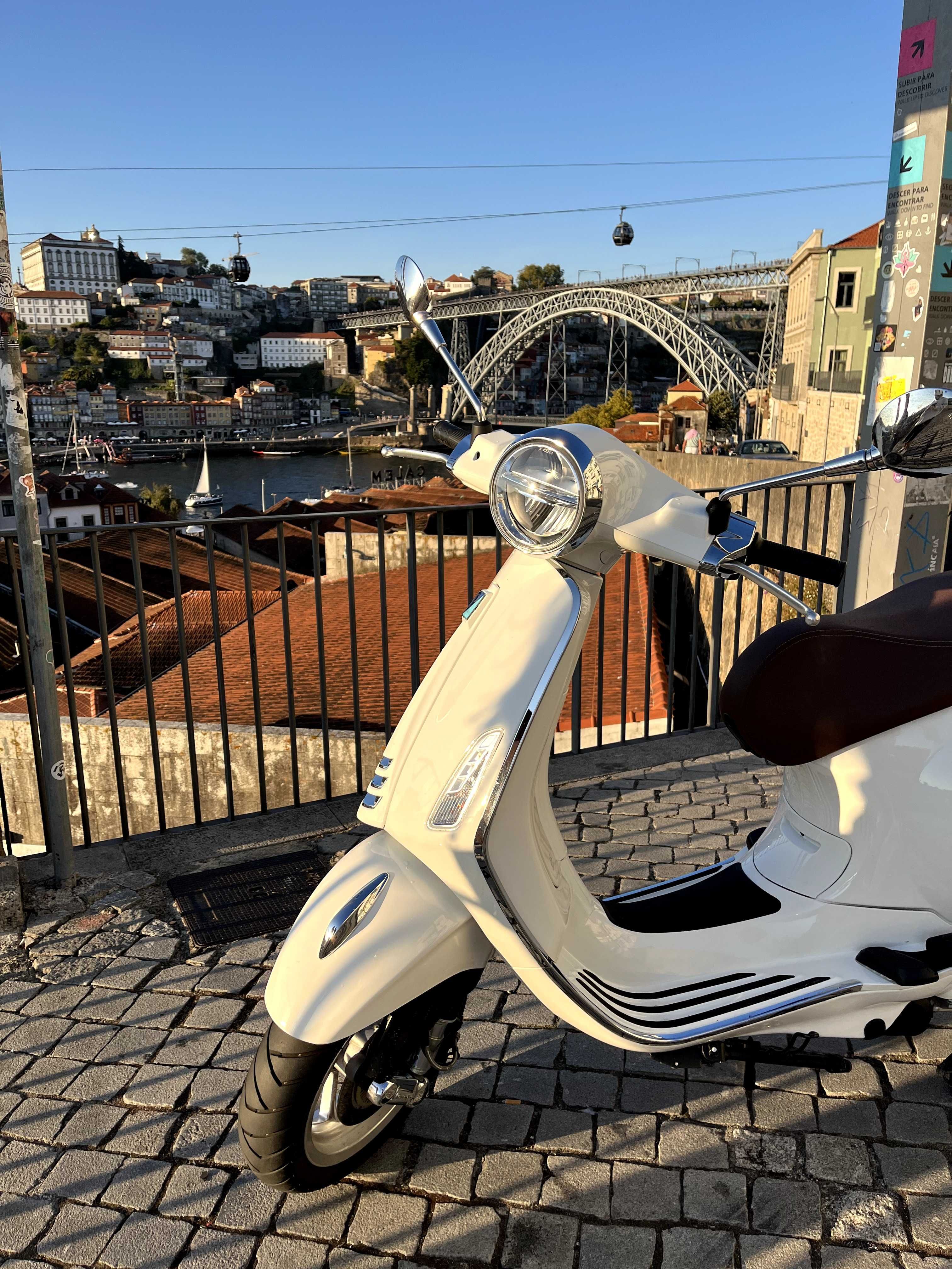 Vespa Primavera 125cc 2024 - Excelente Estado