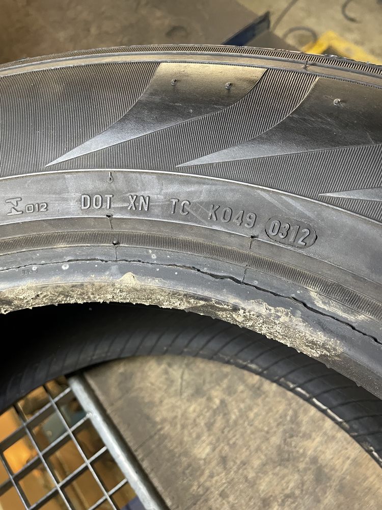 Pireli scorpion 255/60 R17 106V