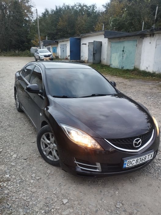 Мазда 6 2010 року