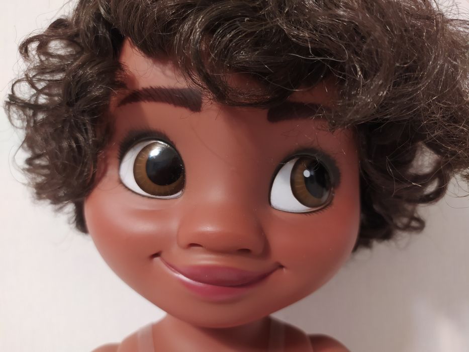 Продаю Моана( лялька)