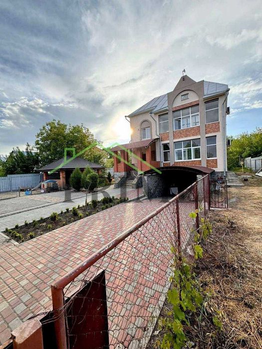 Оренда гарного будинку