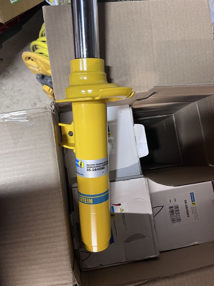 242­6­4570  Bilstein Амортизатори BMW F30 35264583 35264590