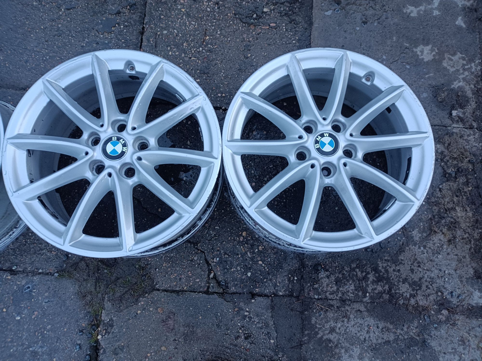 Felgi BMW x1 f40 f48 17 cali 5x112 środek 66,6