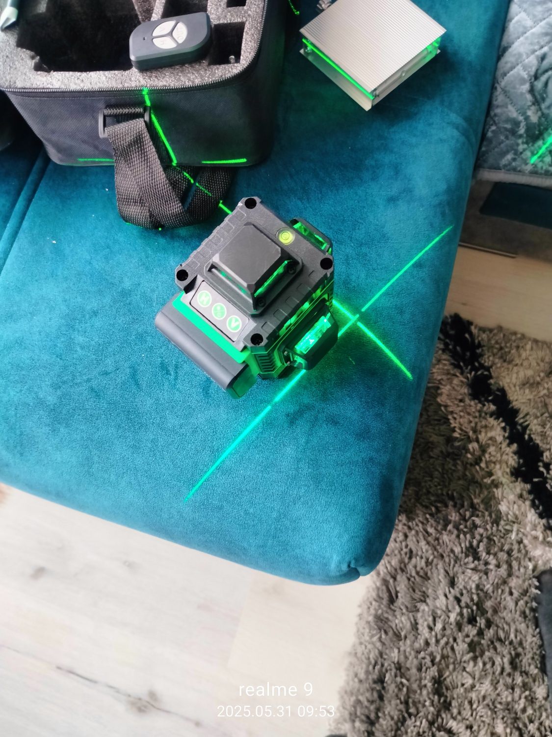 Laser krzyżowy 360 stopni 16 lini