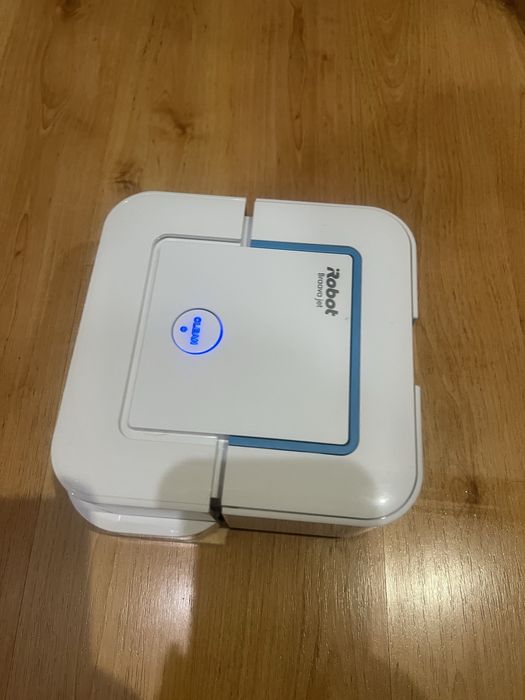 Миючий робот пилосос