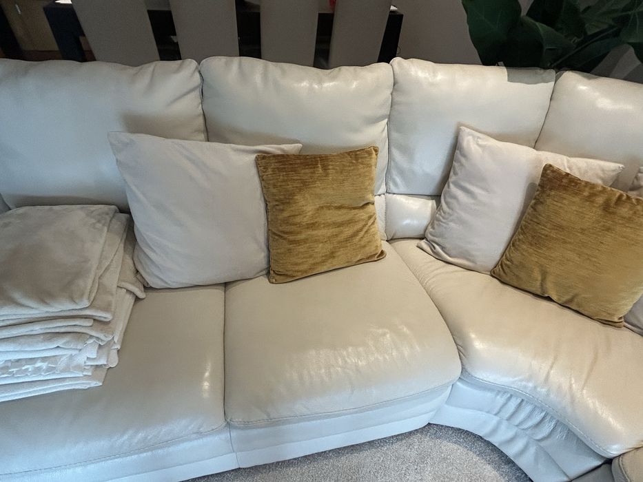Sofa pele Divani em otimo estado