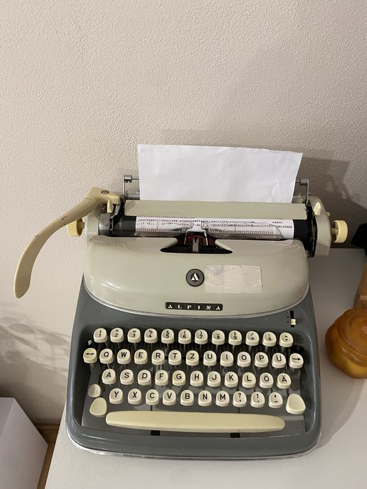 Maszyna do pisania alpina