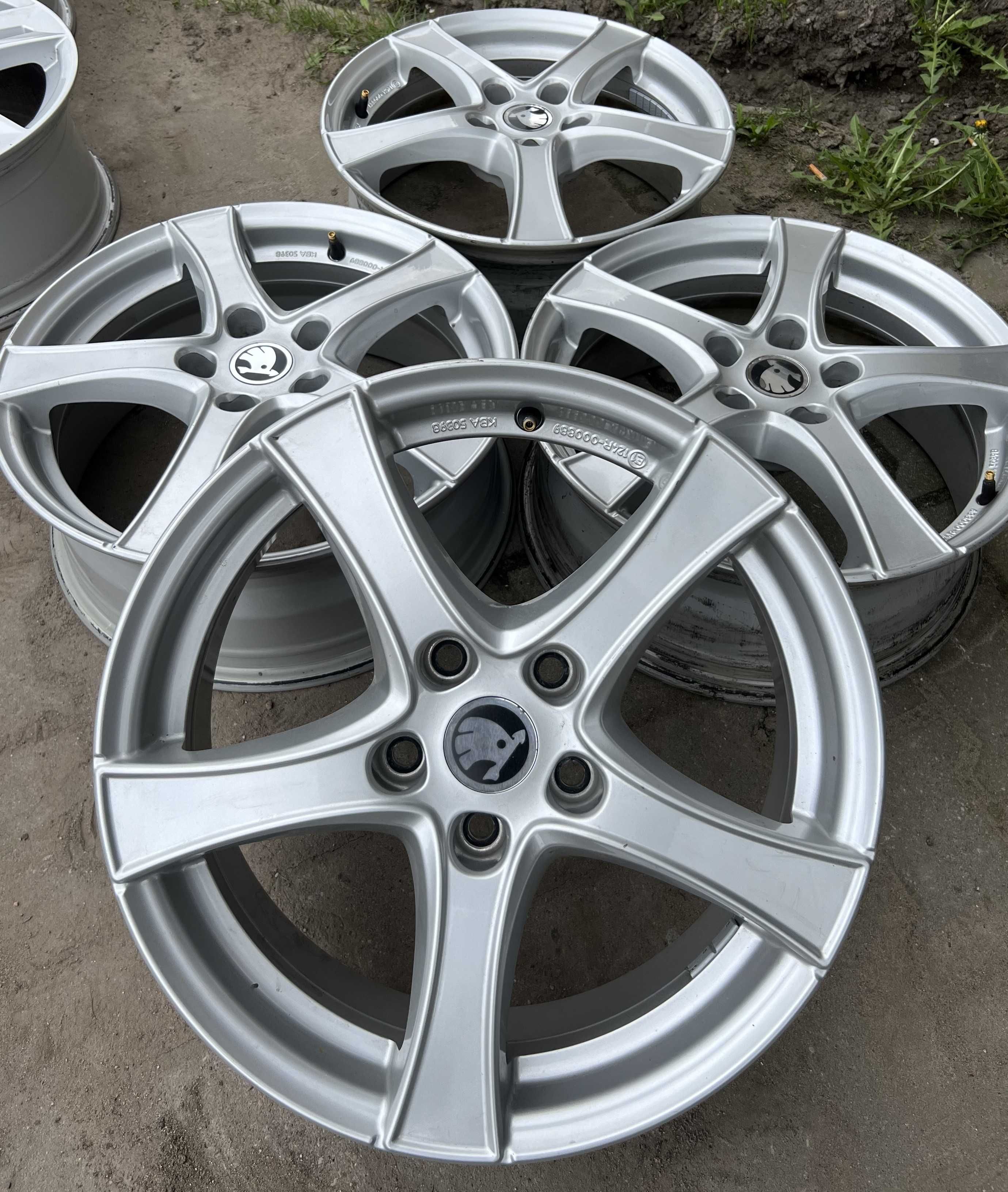 Alu Felgi 17" 5x112 Borbet SKODA 6,5Jx17H2 ET41 57,1 MM