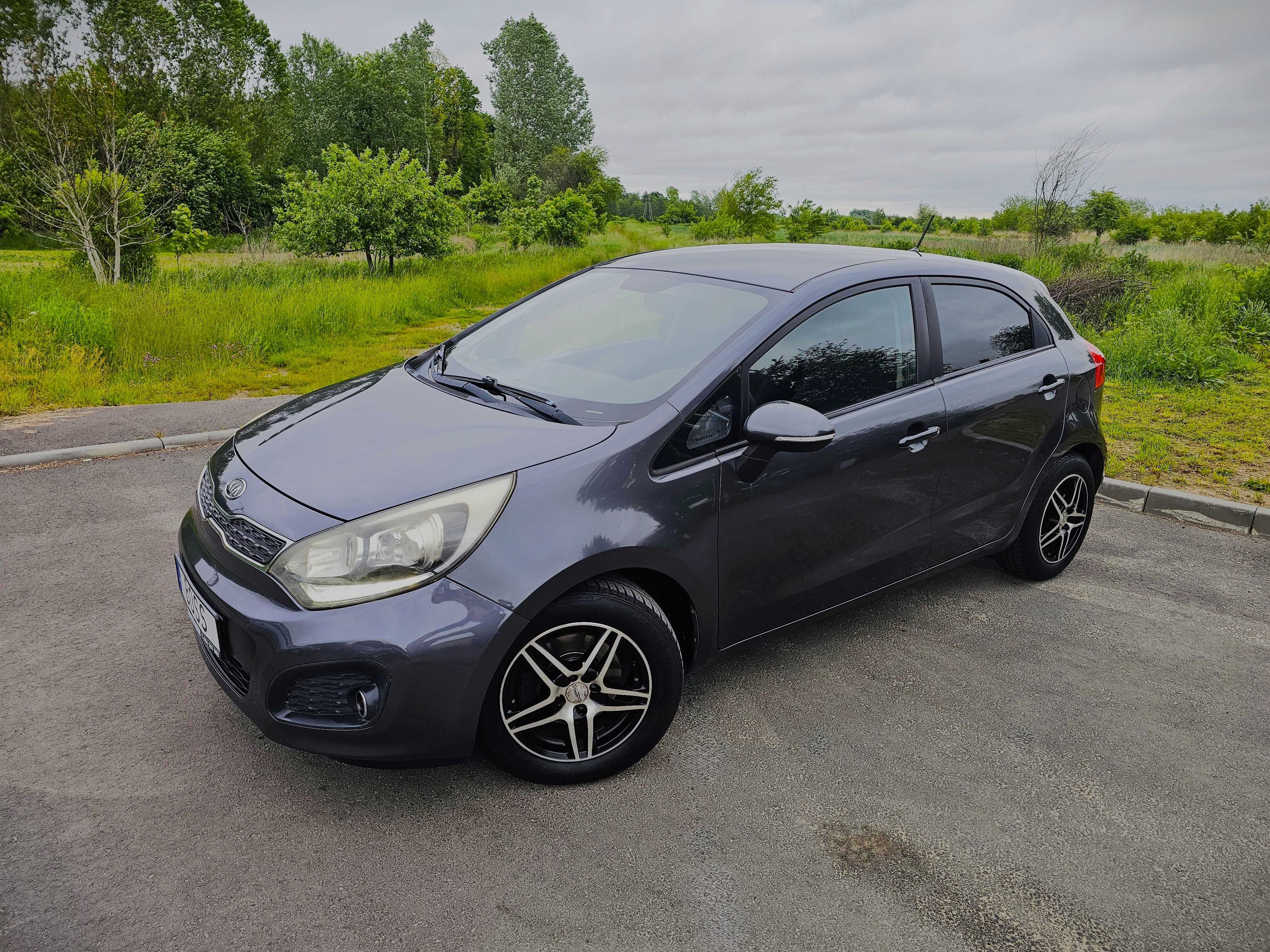 KIA RIO 1,2 Benzyna 85KM 2012r Klima, Bluetooth, Ledy, Niski Przebieg