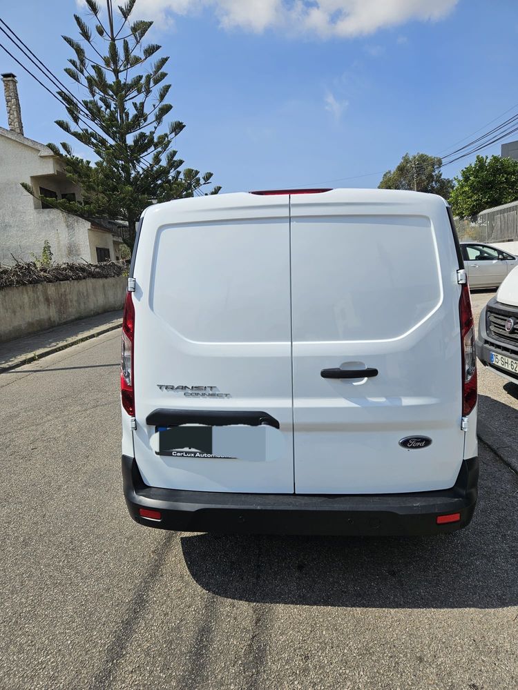 Ford Transit Connect 1.5 à venda!