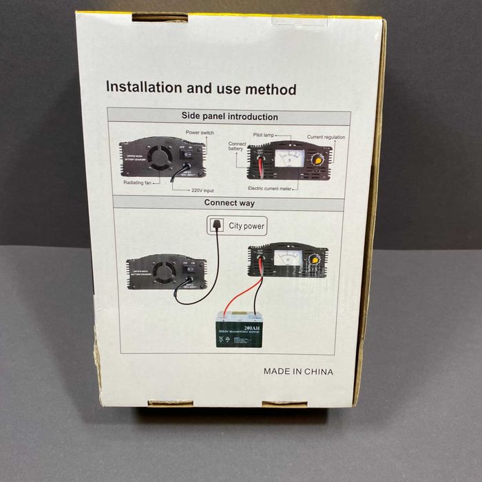 Металевий автомобільний зарядний пристрій на 12V 20A