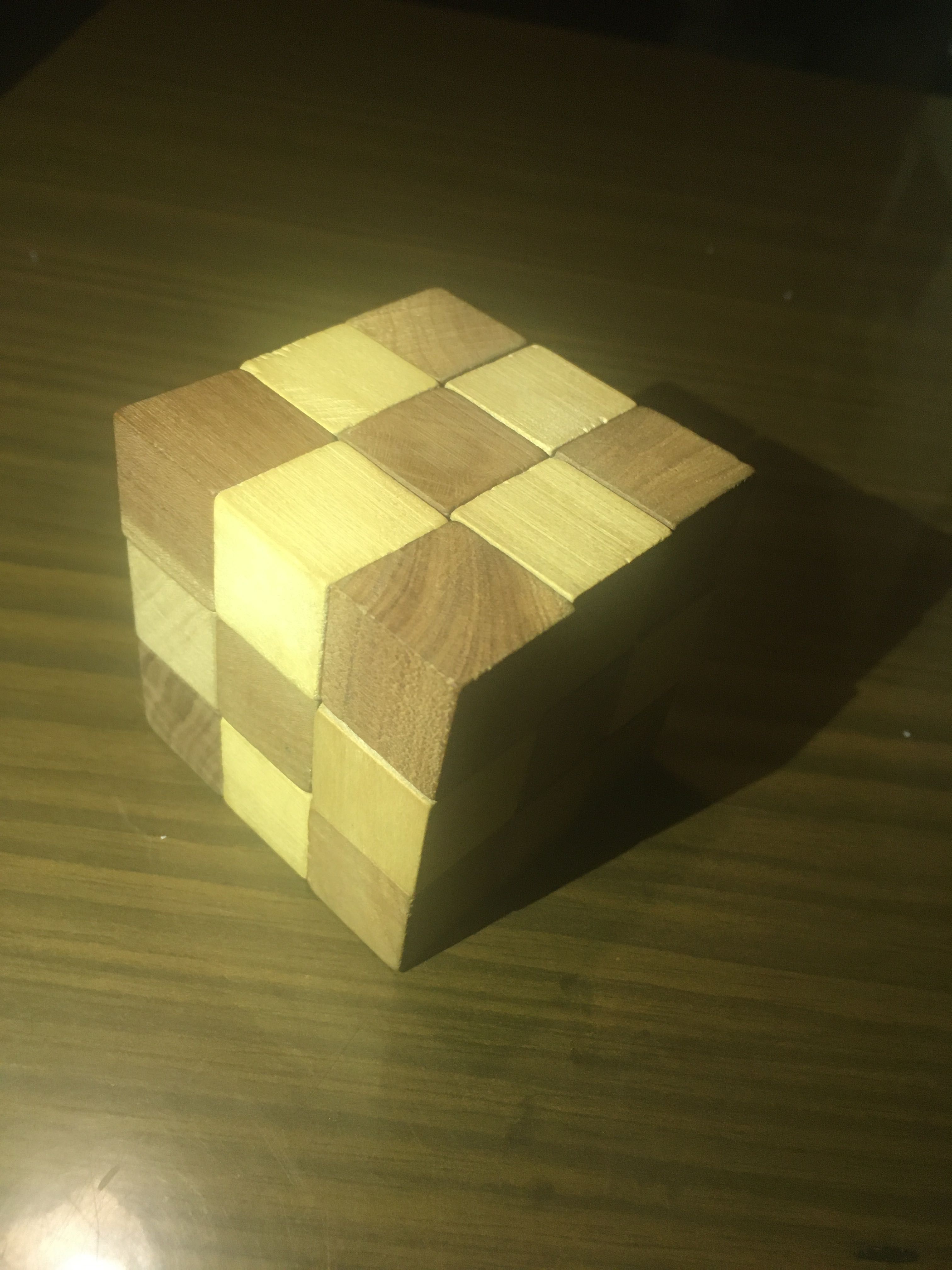 Деревянная головоломка + кубик Рубика.