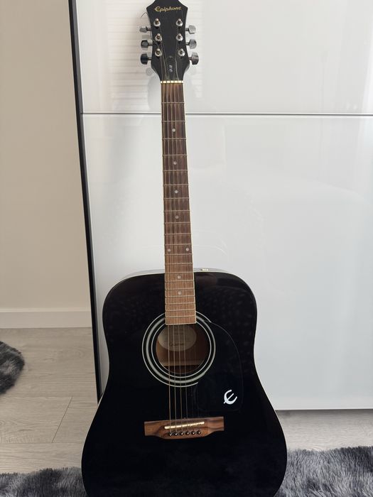 Акустична гітара Epiphone DR-100 — відмінний стан, торг