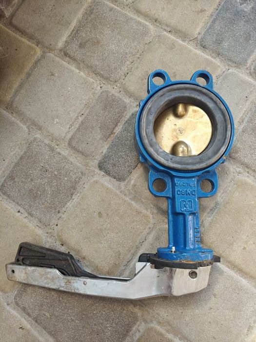 Затвори дискові "Баттерфляй"