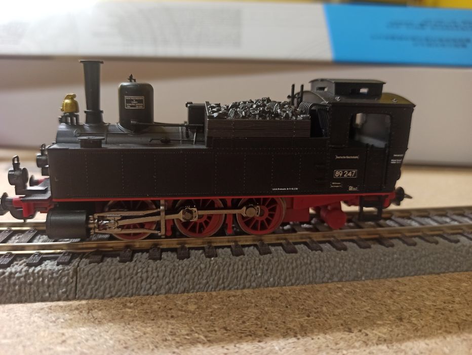 Lokomotywa parowa br89 DR h0 piko